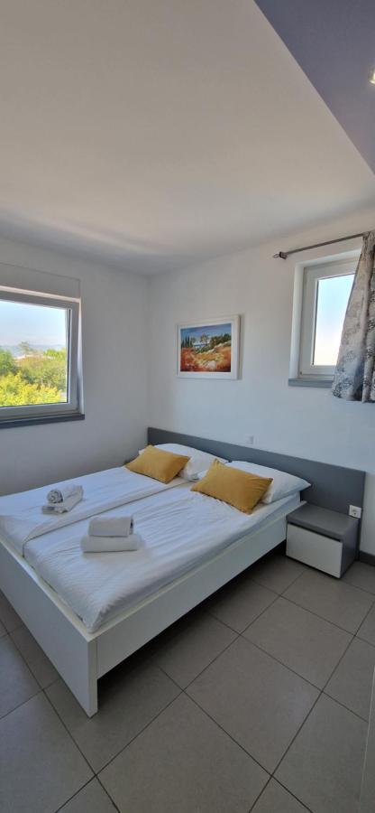 Residence Daska II Njivice Eksteriør bilde